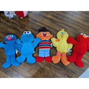 2014 Sesame Street Workshop Plush Figures Ernie Cookie Monster Big Bird Grover